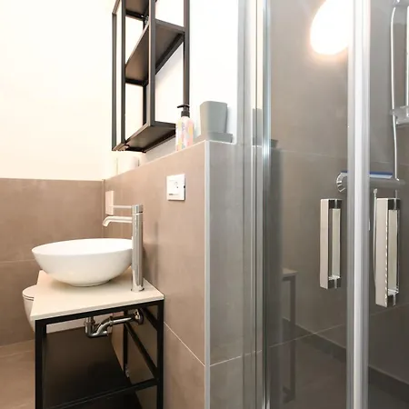 Appartement La Casa Di Olivia - Vista Desenzano del Garda